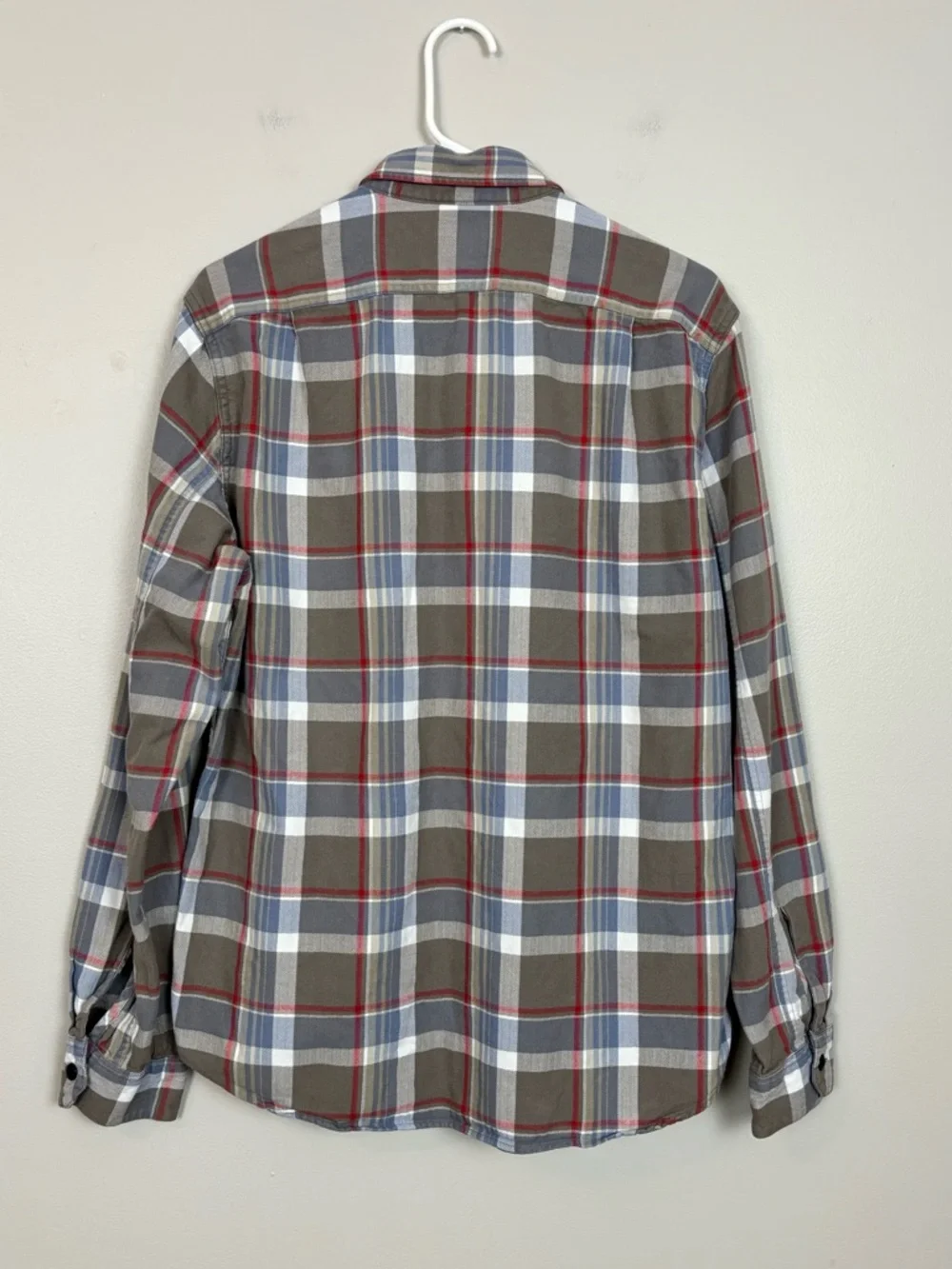 J Crew Shirt Mens Med Wet Gravel Gray Herringbone Plaid Flannel Sporting Button